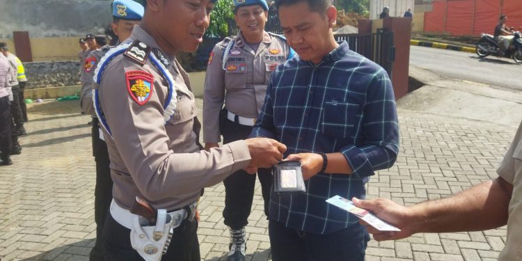 Polres Trenggalek Mendadak Lakukan Tes Urine Polsek Jajaran. Ada Apa?