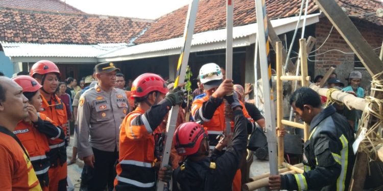 Kabid Humas Polda Jabar : Polisi Turun Tangan Evakuasi Korban di Dalam Sumur