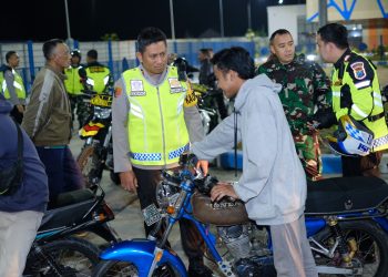 Polres Blitar Kota bersama TNI dan Satpol PP gelar patroli skala besar