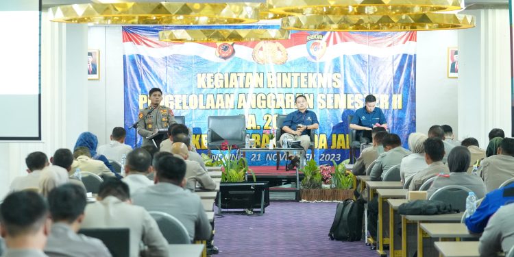 *Binteknis Pengelolaan Anggaran Semester II TA. 2023 Satker dan Polres Jajaran Polda Jabar*