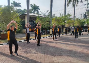 Senam Aerobik Bersama Anggota dan ASN Polres Nganjuk, Peringati hari Korpri ke-52 tahun 2023
