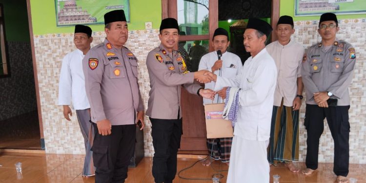 Jumat Curhat, Polres Nganjuk Mengimbau Lebih Baik Mencegah Sebelum Gangguan Kamtibmas Terjadi