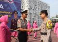 Puluhan Tahun Bertugas Tanpa Cacat, Satu Anggota Polres Trenggalek Diganjar Kenaikan Pangkat Pengabdian