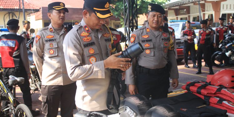 Siap Kawal Pemilu 2024, Polres Ngawi Lakukan Pengecekan Alsus Samapta