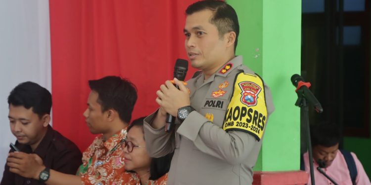 Berikan Wawasan Kebangsaan, Kapolres Nganjuk Ajak Hindari Perpecahan dan Faham Radikal
