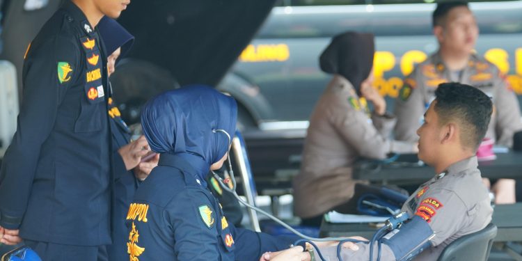 BID DOKKES POLDA JABAR BERIKAN PELAYANAN MEDIS PADA KEGIATAN PIALA DUNIA U 17