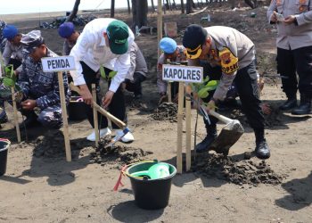 Aksi Penanaman 10 Juta Pohon Bersama Polri: Sinergi Hijau untuk Indonesia