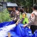 Kendaraan Taktis Polres Blitar Kota Berubah Fungsi Bantu Masyarakat Droping Air Bersih