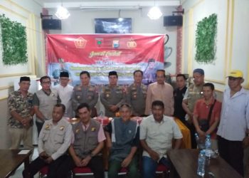Polda Sulsel Gelar Jumat Curhat Di Gowa, Pengurus Mesjid Menyatakan  Siap Bermitra Dengan Polri