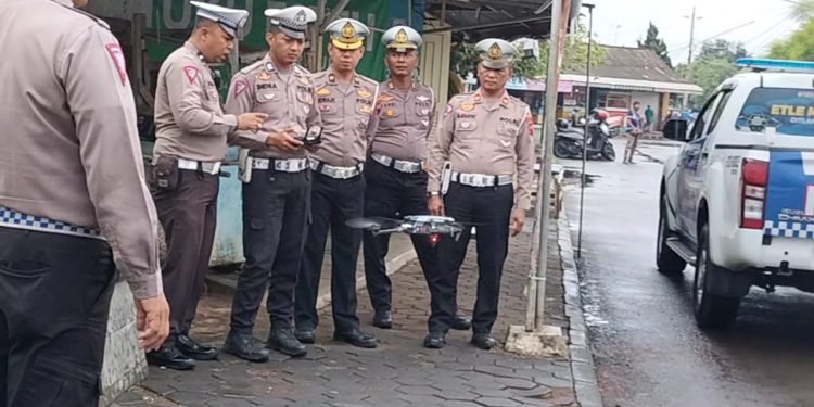 Puluhan Pelanggar Terpotret ETLE Drone dalam Sehari
