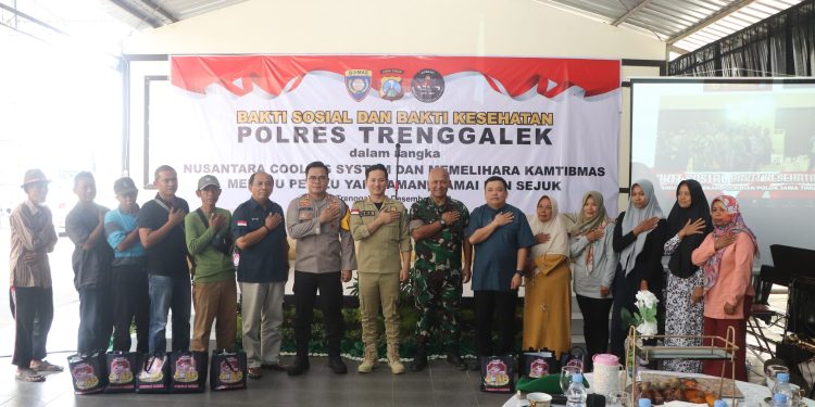 Cooling System, Polres Trenggalek Gelar Bakti Sosial dan Kesehatan