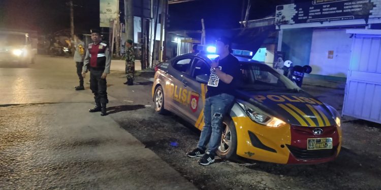 Cegah Gangguan Kamtibmas, Polsek Somba Opu Bersama Koramil Intens Lakukan Patroli.