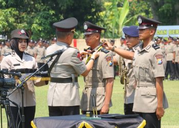 Jelang Pemilu 2024, Kapolda Jatim Lantik  841 Bintara Polri.
