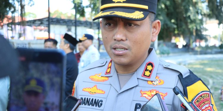 Amankan Nataru, Polres Blitar Kota Laksanakan Apel Gelar Pasukan Ops Lilin Semeru 2023