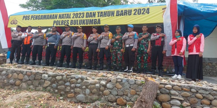 Kapolres Bulukumba Kunjungi Pos Pengamanan Di Bira, Cek Kesiapan Personel