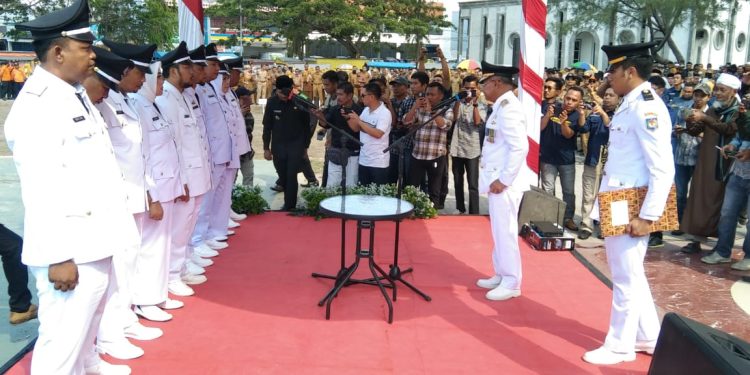 Pelantikan Kades, Dirangkaikan Dengan Apel Akbar Pelepasan Bupati Dan Wakil Bupati Jeneponto Bertempat Dilapangan Passamaturukang