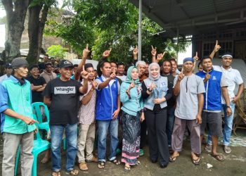 Pendukung Caleg.PAN  Davil  4  Hj.Nurlenni Kahar Sibali Tampak Semakin Membludak.