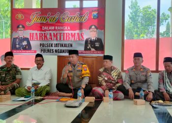 Jumat Curhat, Polres Nganjuk Ajak Jamaah Al – Muttaqin Ciptakan Pemilu 2024 Damai, Aman dan Sejuk