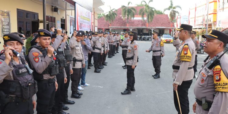 Kapolres Gowa Pimpin Apel Kesiapan Pengamanan Malam Pergantian Tahun Baru 2024