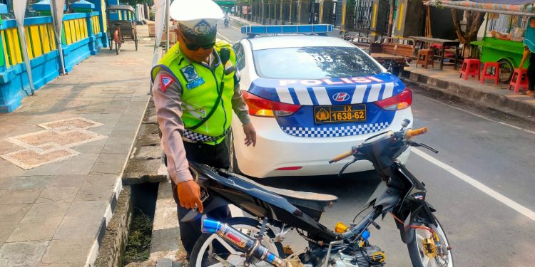 Sat Lantas Polres Kendal Tindak Tegas, Pengguna Knalpot Brong