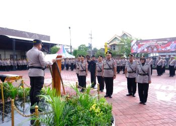 Kapolres Pimpin Upacara Sertijab Pejabat Polres Ngawi