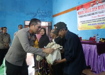 Jalankan Program NCS, Polres Nganjuk Gelar Bakti Sosial dan Pengobatan Gratis untuk Warga Nglaban