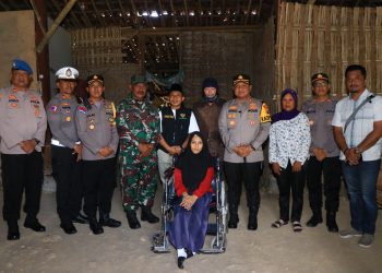 Polres Bersama Baznas Ngawi Bedah Rumah Penyandang Disabilitas