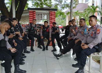 Anggot Polres Gowa Pam Kunjungan Kerja Kepala badan BNPT di Kampus II UIN Alauddin.