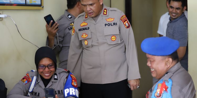 Kapolres Gowa Lakukan Tracking Kesehatan Personel dan Bhayangkari di Polsek/Polsubsektor Jajaran