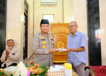 Jelang Renovasi Tempat Wudhu Masjid Miftahul Huda, Polres Ngawi Gelar Doa Bersama