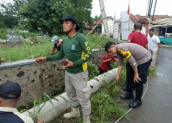 Antisipasi Bencana di Musim Hujan,  Jajaran Polda Jabar Laksanakan Jum,at Bersih.