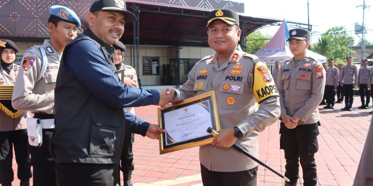 Sukses Atasi  Konflik Antar Perguruan Silat, Bupati Beri Penghargaan Polres Ngawi