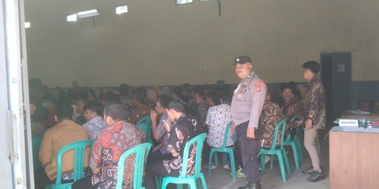 Kabid Humas Polda Jabar : Polisi Monitoring Bimtek Anggita KPPS di PPK Kawali