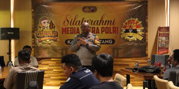 Pelayanan Publik yang Lebih Baik, Kapolres Batang Kenalkan Slogan Cemerlang