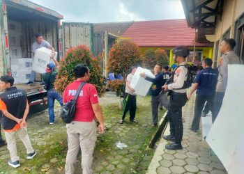 Polres Batang Kawal Ketat Pendistribusian Logistik Pemilu