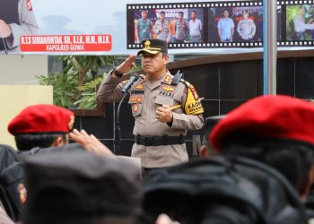 Kapolres Gowa Pimpin Apel Pergeseran Pasukan untuk Pengamanan TPS Pemilu Serentak 2024