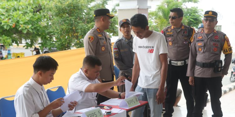 Kapolres Wajo Turun Memantau Pemilu di Wajo