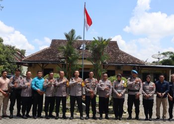 Kapolres Kediri Kota Cek Sarana Prasarana dan Kelengkapan Pelayanan Publik di Polsek Jajaran
