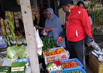 Pastikan Harga Terkendali, PJ Bupati Jeneponto Junaedi kunjungi Pasar Tamanroya