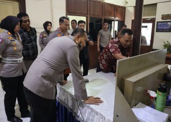 Pastikan Pelayanan Maksimal, Kapolres Kediri Kota Cek Pelayanan Publik