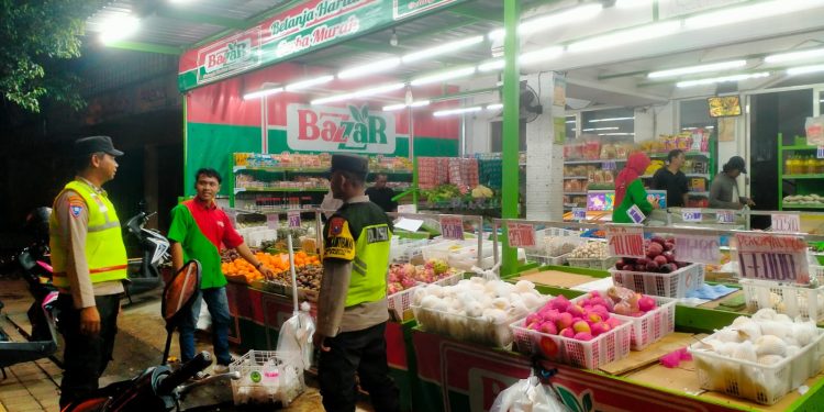 Jelang Ramadhan, Polsek Paron Pantau Harga Sembako di Pasar