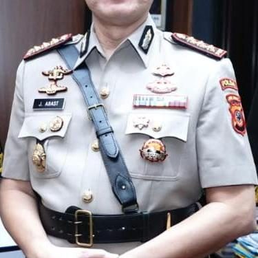 *POLDA JABAR IMBAU MASYARAKAT TIDAK TERGIUR PROMOSI JUDI ONLINE*