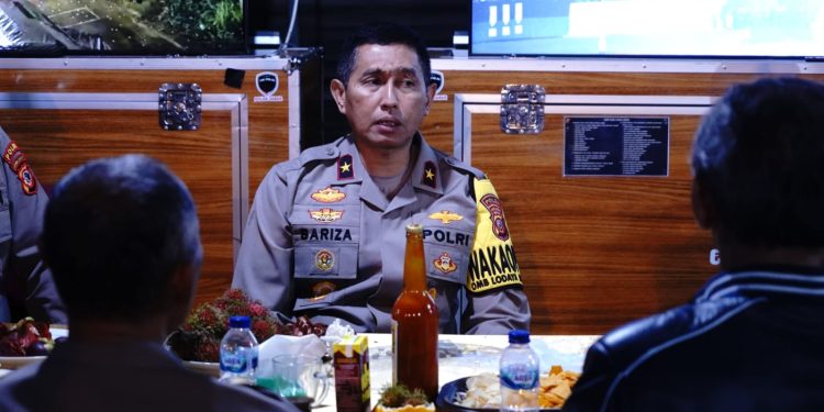 *WAKAPOLDA JABAR TINJAU PENGAMANAN PERTANDINGAN SEPAKBOLA ANTARA PERSIB BANDUNG VS PSIS SEMARANG*