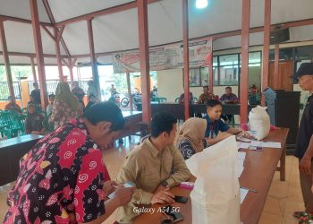 Pemdes Tenggarejo Salurkan Bantuan Pangan Pada 242 KPM, Kades Berharap Bisa Ringankan Kebutuhan