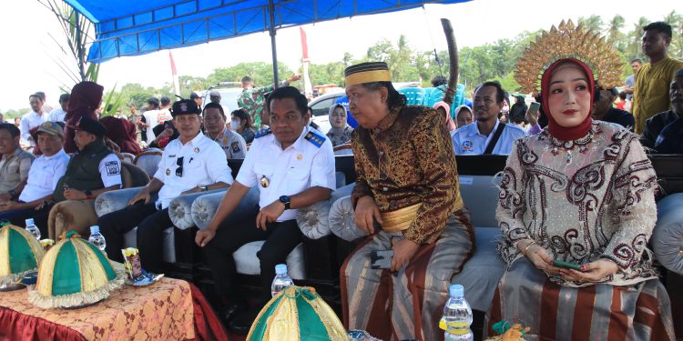 Desa Borongtala Rutin Setiap Tahun Gelar Acara  Gebyar Budaya Jene Jene Sappara Dipantai Tobereka