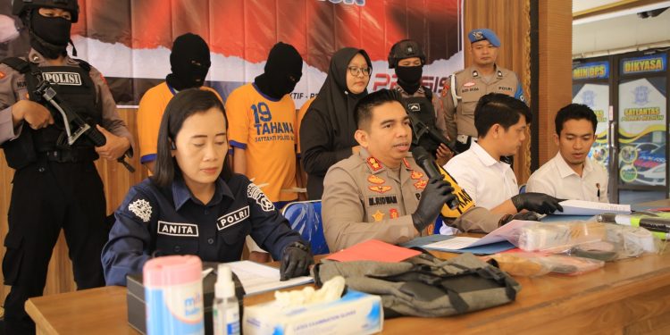 Polres Madiun Berhasil Ungkap Kasus Perampokan Truk Rokok, Kerugian Capai 3.1 Milyar