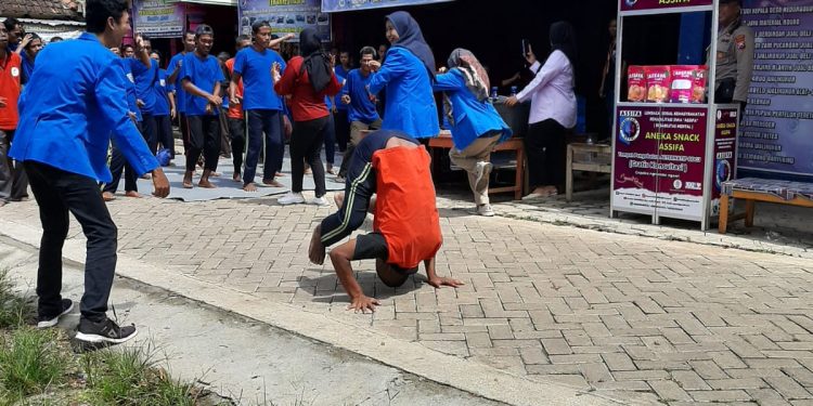 Universitas PGRI Madiun Kampus Ngawi Gelar Baksos di Panti LSK Rehabilitasi Jiwa Ngrambe