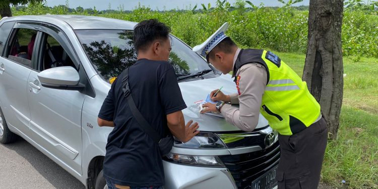 Guna Menekan Laka lantas, Kapolres Nganjuk Ajak Pengguna Jalan Patuhi Batas Kecepatan
