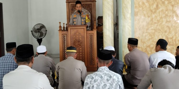 Kembali gelar Safari Jumat, Polres Palopo titipkan sejumlah pesan penting untuk warga.