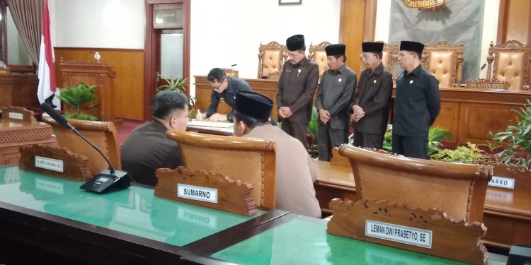 DPRD Tulungagung Gelar Rapat Paripurna Dalam Rangka Penyampaian LKPJ Bupati TulungagungTahun Anggaran 2023